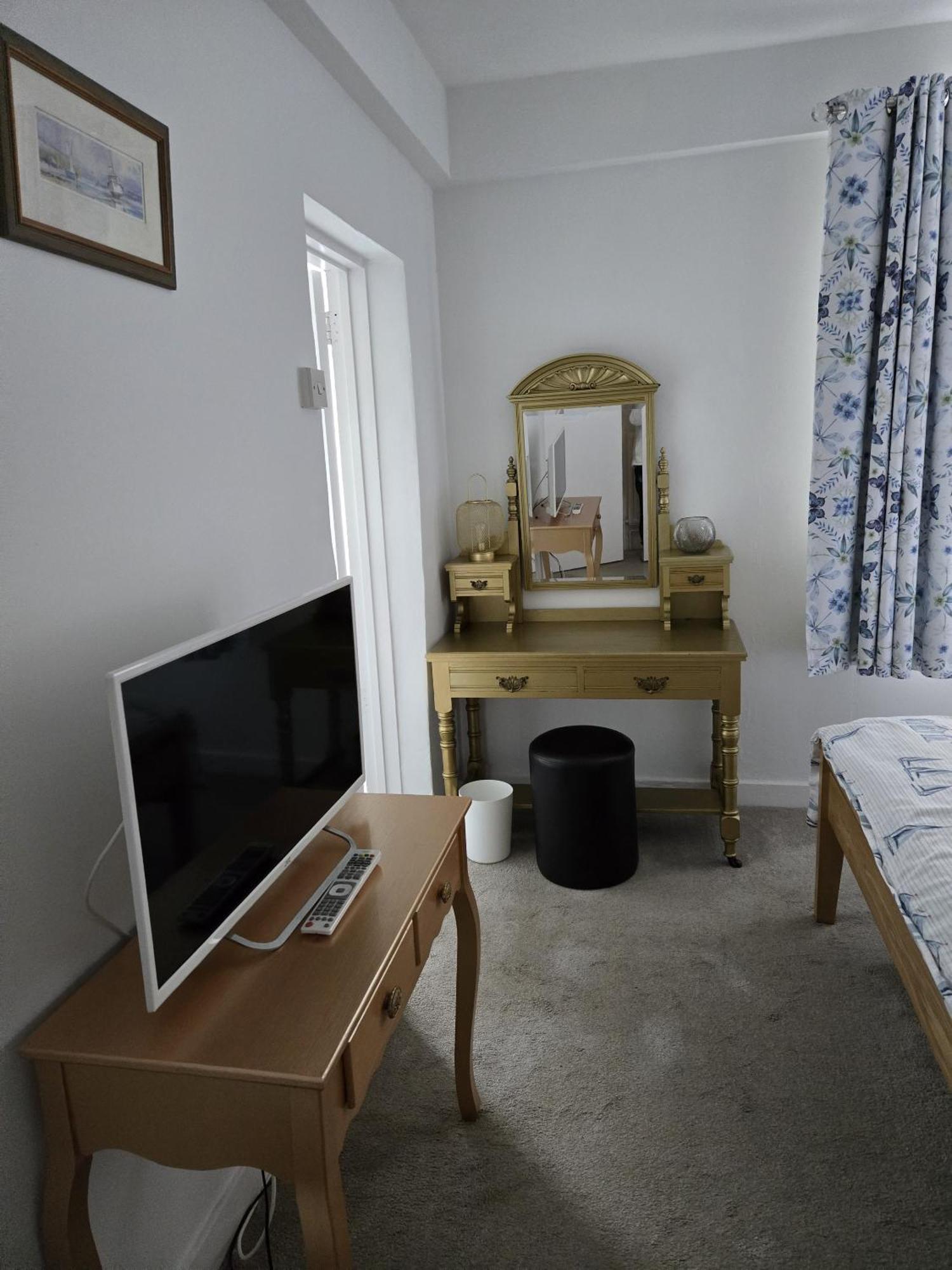 The Rosefield Hotel Weymouth Room photo